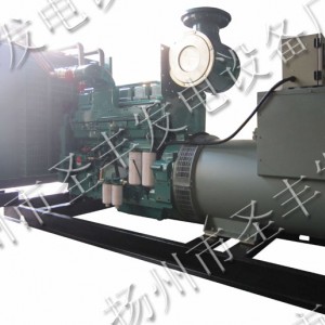 康明斯動力配套600千瓦柴油發(fā)電機(jī)組KTAA19-G7